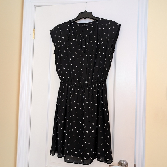 Elegant Black Dress with White Cherry Pattern - Picture 1 of 7